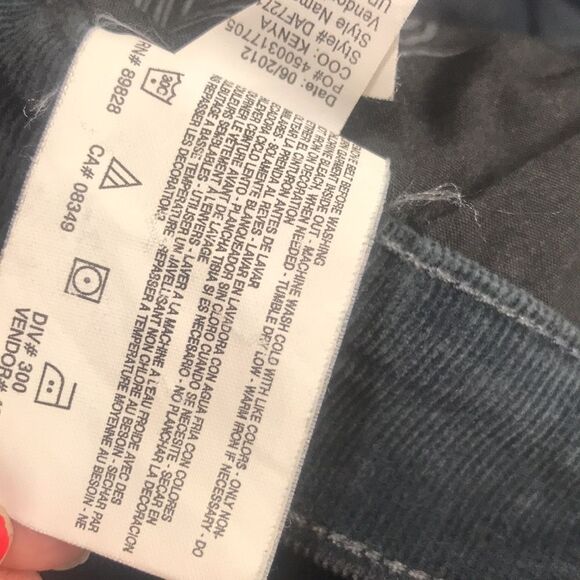 Gloria Vanderbilt Corduroy Women Jeans Size 10 - Picture 9 of 10